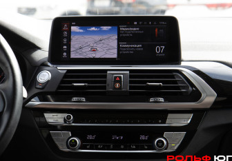 Подержанный автомобиль BMW X3 2019 года (18 фото)