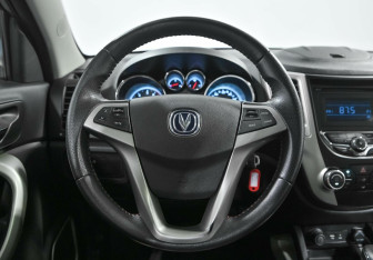 Подержанный автомобиль Changan CS35 2014 года (7 фото)