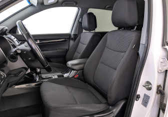 Подержанный автомобиль Kia Sorento 2018 года (20 фото)