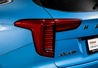 Подержанный автомобиль Haval Jolion 2021 года (16 фото)