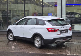 Подержанный автомобиль LADA (ВАЗ) Vesta Wagon 2019 года (6 фото)