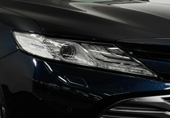 Подержанный автомобиль Toyota Camry Sedan 2020 года (18 фото)