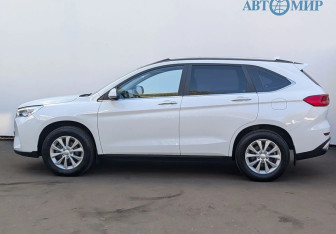 Подержанный автомобиль Haval M6 2023 года (8 фото)