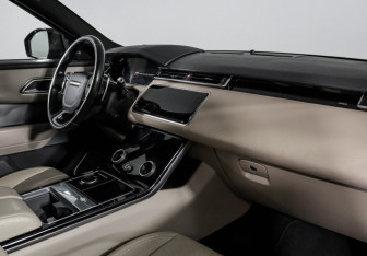 Подержанный автомобиль Land Rover Range Rover Velar 2017 года (9 фото)
