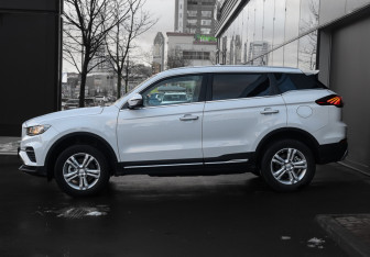 Подержанный автомобиль Belgee X70 2024 года (8 фото)