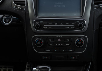 Подержанный автомобиль Kia Sorento 2013 года (12 фото)