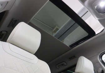 Подержанный автомобиль Exeed VX 2023 года (21 фото)