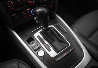 Подержанный автомобиль Audi Q5 2011 года (21 фото)