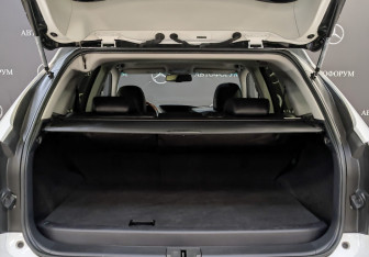 Подержанный автомобиль Lexus RX 2011 года (10 фото)