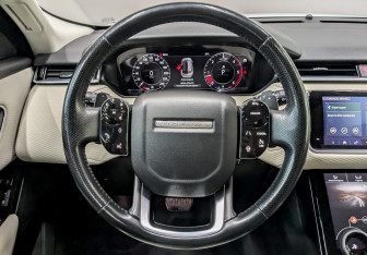 Подержанный автомобиль Land Rover Range Rover Velar 2017 года (24 фото)