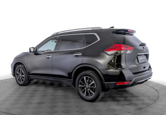 Подержанный автомобиль Nissan X-Trail 2019 года (7 фото)