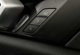 Подержанный автомобиль BMW X5 2020 года (17 фото)