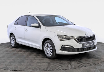 Подержанный автомобиль Skoda Rapid Liftback 2020 года (3 фото)