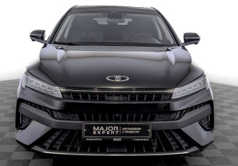 Подержанный автомобиль Москвич 6 2023 года (2 фото)