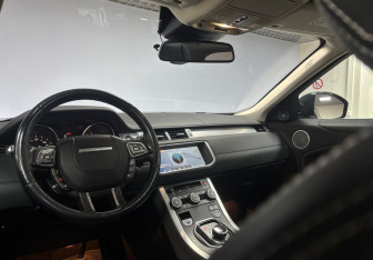 Подержанный автомобиль Land Rover Range Rover Evoque 2017 года (33 фото)
