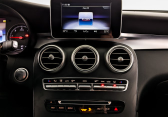 Подержанный автомобиль Mercedes-Benz GLC Coupe 2019 года (15 фото)
