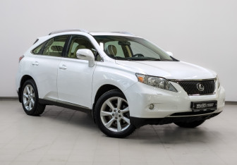 Подержанный автомобиль Lexus RX 2012 года (3 фото)