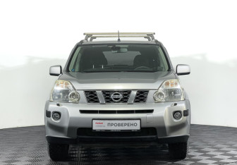 Подержанный автомобиль Nissan X-Trail 2009 года (2 фото)