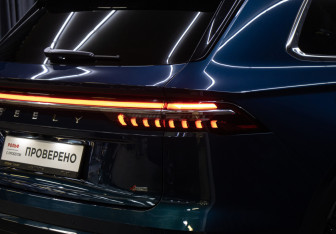 Подержанный автомобиль Geely Monjaro 2023 года (24 фото)