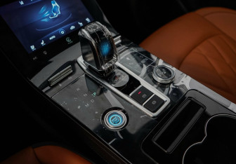 Подержанный автомобиль Chery Tiggo 8 Pro Max 2023 года (17 фото)