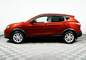 Подержанный автомобиль Nissan Qashqai 2018 года (3 фото)