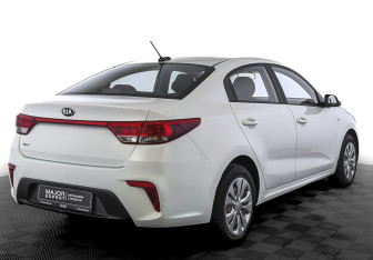 Подержанный автомобиль Kia Rio Sedan 2020 года (5 фото)
