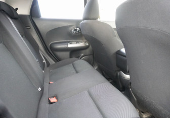 Подержанный автомобиль Nissan Juke 2013 года (10 фото)