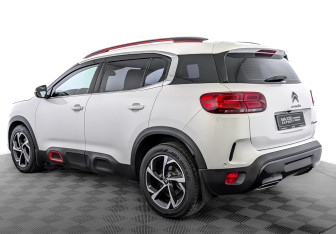 Подержанный автомобиль Citroen C5 Aircross 2019 года (7 фото)