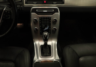 Подержанный автомобиль Volvo S80 2014 года (9 фото)