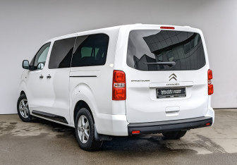 Подержанный автомобиль Citroen SpaceTourer 2020 года (7 фото)