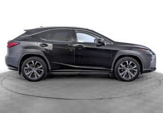 Подержанный автомобиль Lexus RX 2019 года (5 фото)