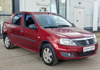 Подержанный автомобиль Renault Logan Sedan 2012 года (3 фото)