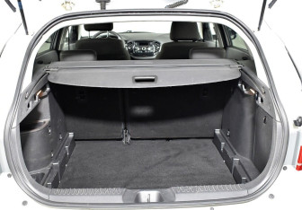 Подержанный автомобиль LADA (ВАЗ) Vesta Wagon 2019 года (12 фото)