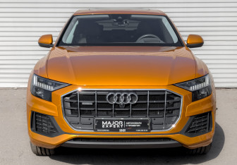 Подержанный автомобиль Audi Q8 2019 года (2 фото)