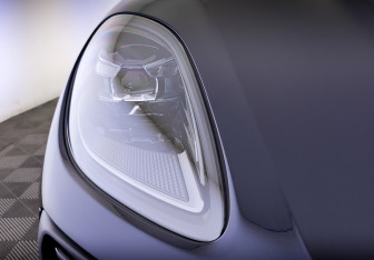 Подержанный автомобиль Porsche Macan 2021 года (17 фото)
