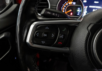 Подержанный автомобиль Jeep Wrangler 2021 года (27 фото)