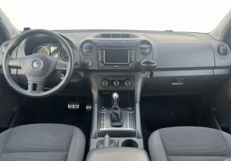Подержанный автомобиль Volkswagen Amarok 2012 года (12 фото)