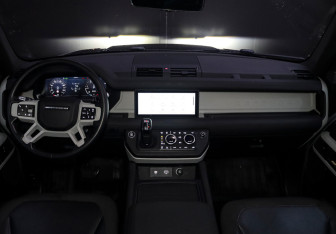 Подержанный автомобиль Land Rover Defender Suv 2020 года (12 фото)