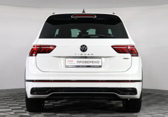 Подержанный автомобиль Volkswagen Tiguan 2021 года (6 фото)