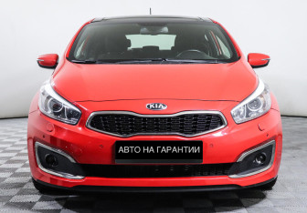 Подержанный автомобиль Kia Ceed Hatchback 2016 года (2 фото)