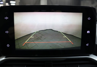 Подержанный автомобиль Chevrolet Captiva 2022 года (22 фото)