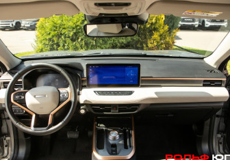 Подержанный автомобиль Haval Jolion 2024 года (10 фото)