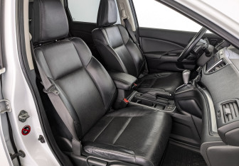 Подержанный автомобиль Honda CR-V 2015 года (24 фото)