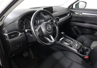 Подержанный автомобиль Mazda CX-5 2019 года (9 фото)