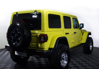 Подержанный автомобиль Jeep Wrangler 2023 года (5 фото)