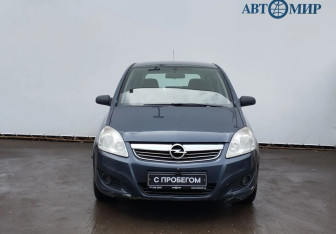 Подержанный автомобиль Opel Zafira Compactvan 2008 года (2 фото)