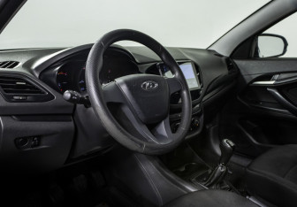 Подержанный автомобиль LADA (ВАЗ) Vesta Sedan 2019 года (10 фото)