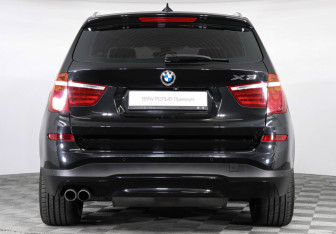 Подержанный автомобиль BMW X3 2016 года (4 фото)