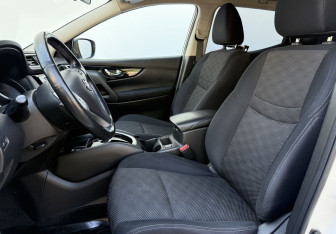Подержанный автомобиль Nissan Qashqai 2018 года (10 фото)