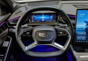 Подержанный автомобиль Geely Preface 2024 года (21 фото)